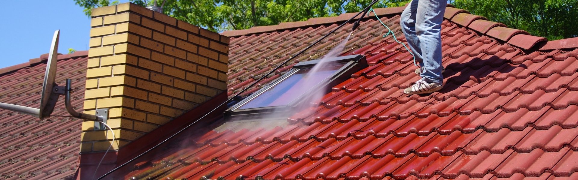 Roof painting services in Fourways